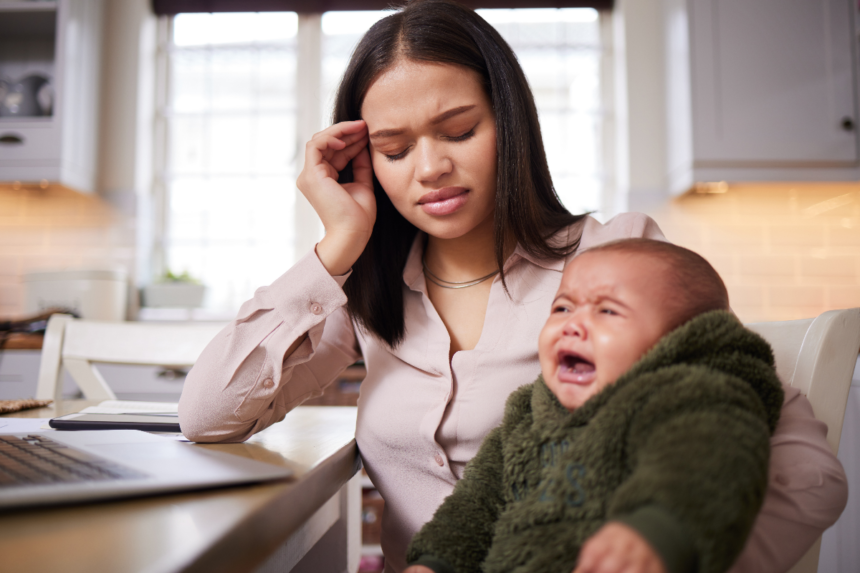 Madres latinas y depresión postparto: recursos y consejos clave